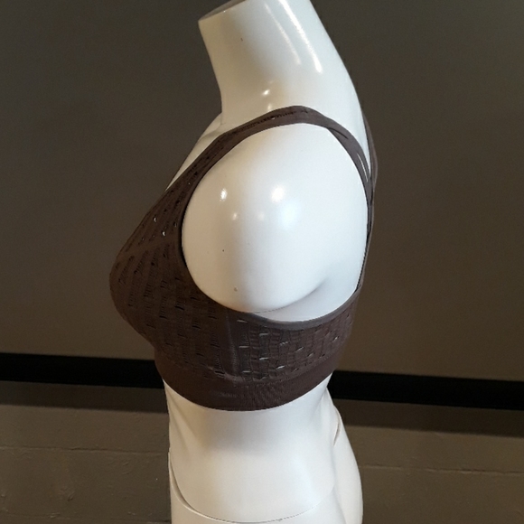 New Without Tags Victoria Sport Seemless Sports Br - Picture 2 of 6